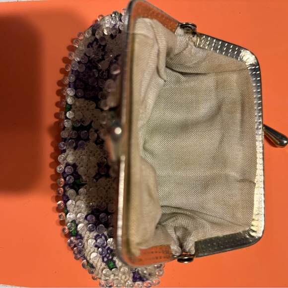 Vintage floral beaded coin purse - Picture 3 of 3